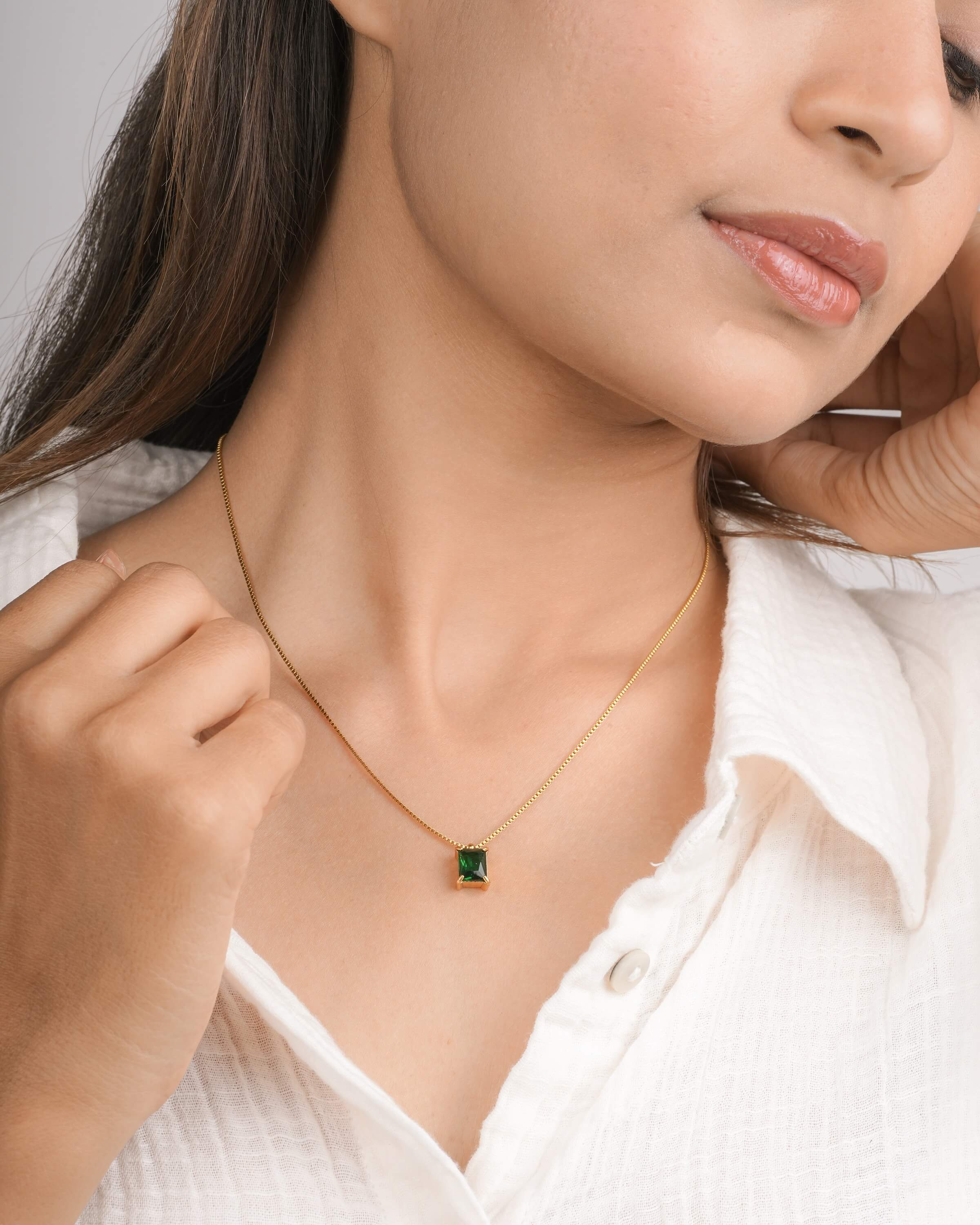 Elegant Necklace with Green Emerald Cut Pendant