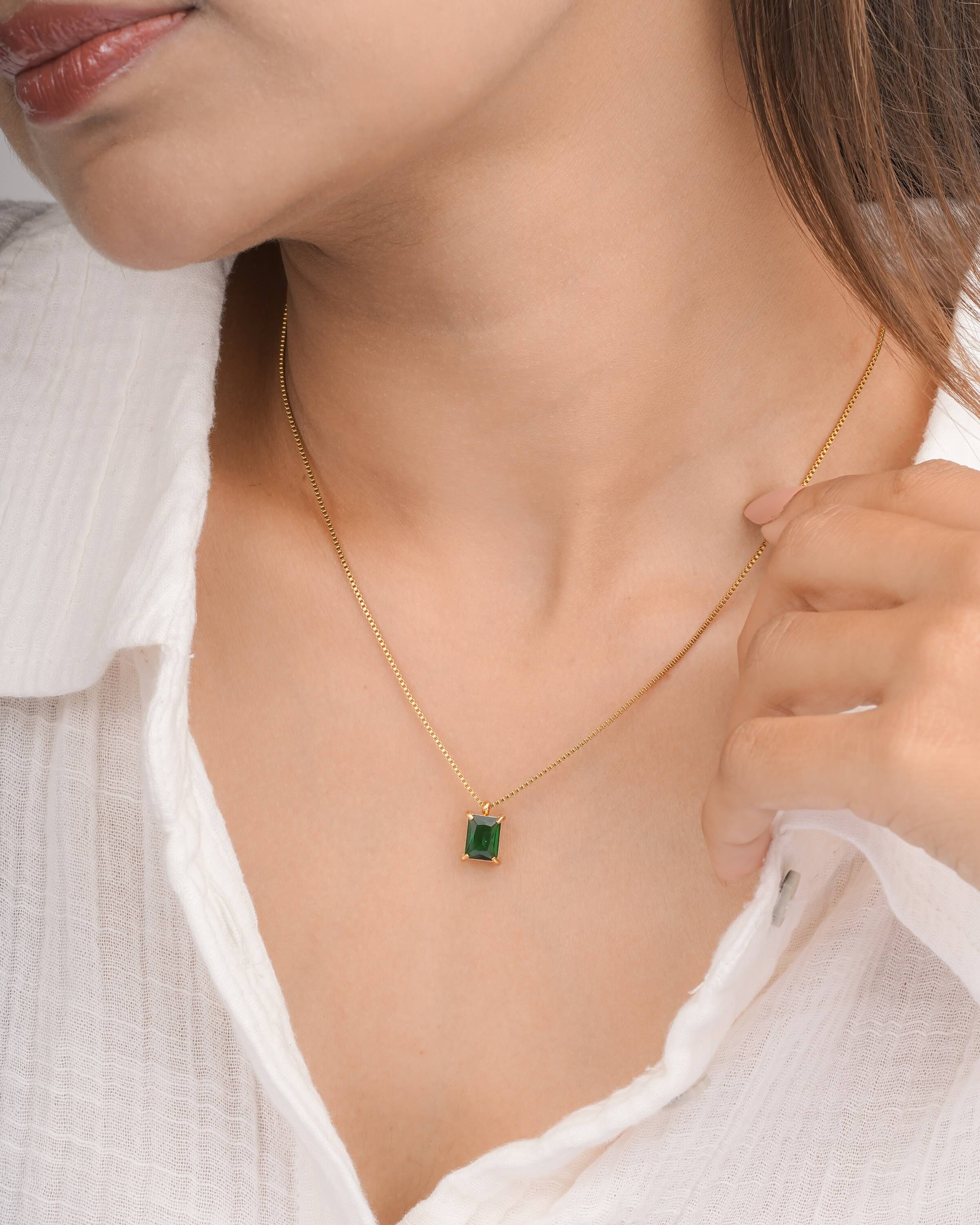 Elegant Necklace with Green Emerald Cut Pendant