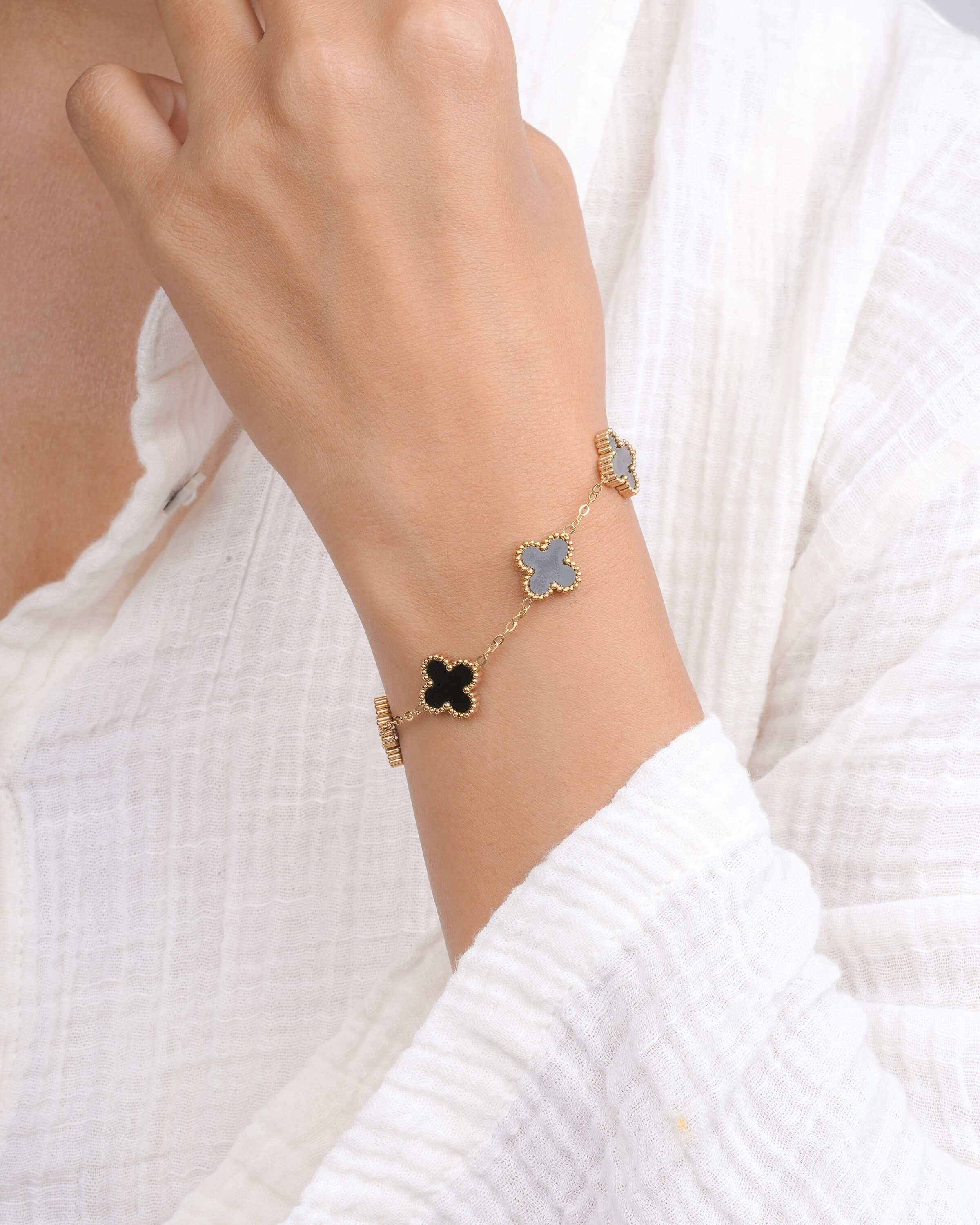 Lucky Black & Gold Clover Bracelet