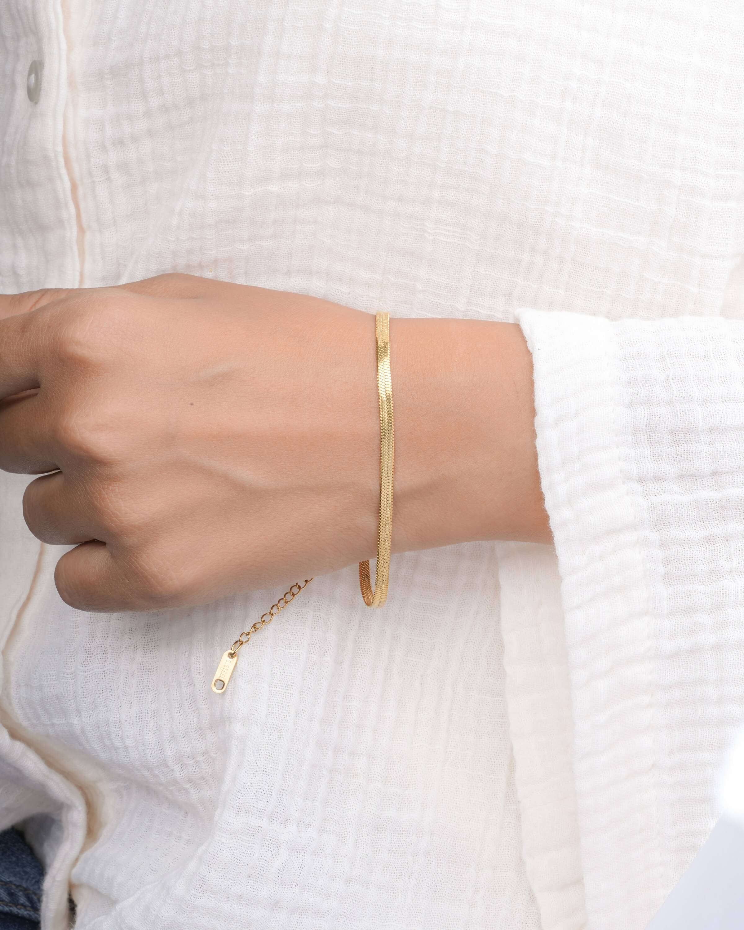 Modern Gold Flat Chain Bracelet
